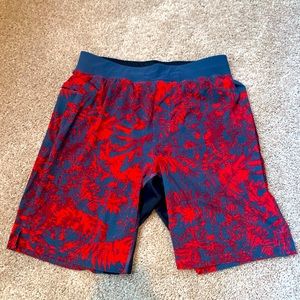 Lululemon Men’s Shorts Large